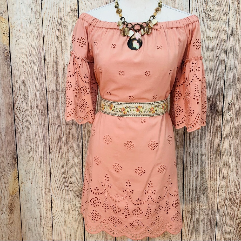 Women’s Madewell Blush Eyelet Off Shoulder Dress - Picture 2 of 7